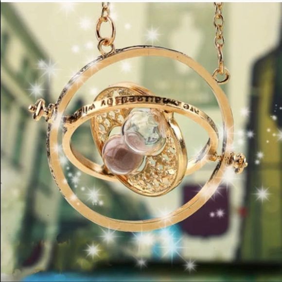 Harry Potter Hermione Granger Time Turner Necklace - Picture 2 of 5